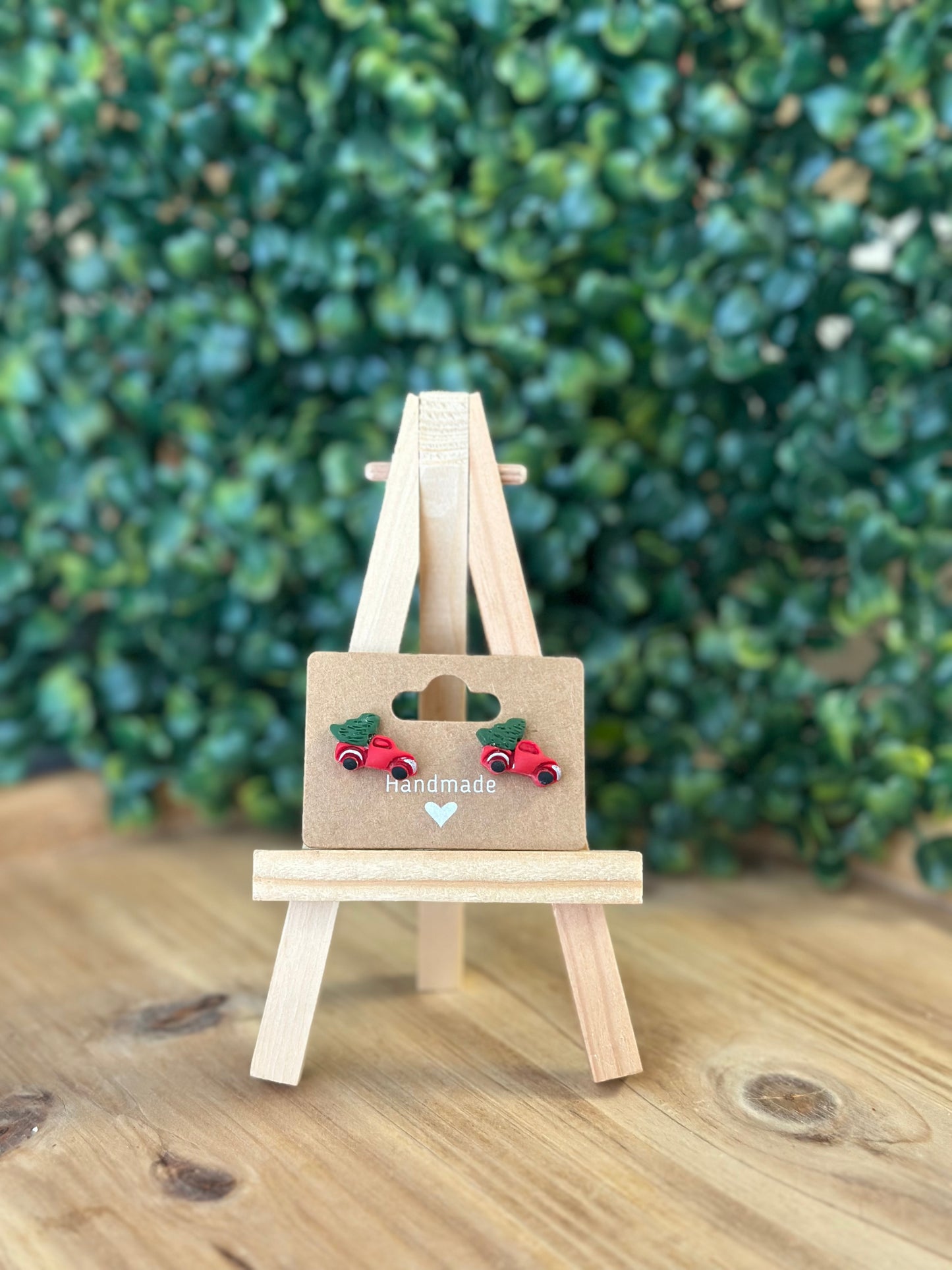 Red Truck with Tree - Stud