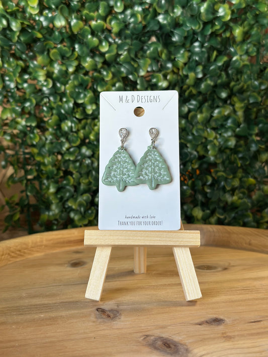 Pearly Christmas Tree