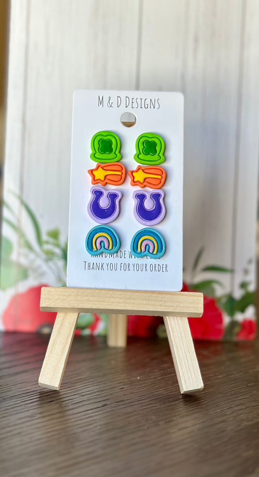 Marshmallow Studs 4 pk